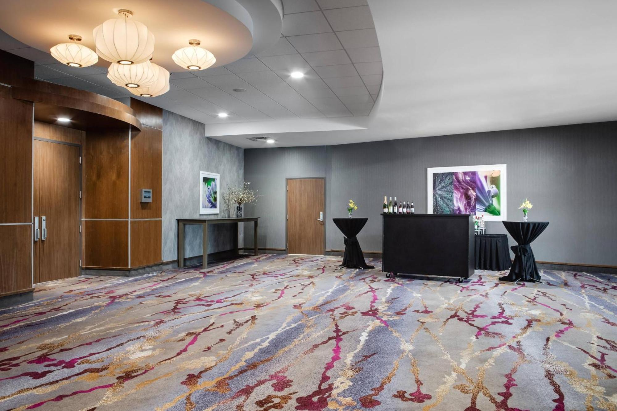 Courtyard By Marriott Omaha Bellevue At Beardmore Event Center Exterior foto